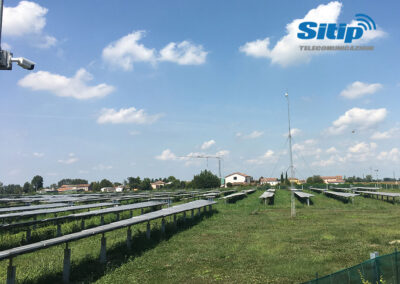 Pannelli Fotovoltaici Videosorvegliati con Ponte Radio per Connessione ad Internet Stabile | SITIP TELECOMUNICAZIONI