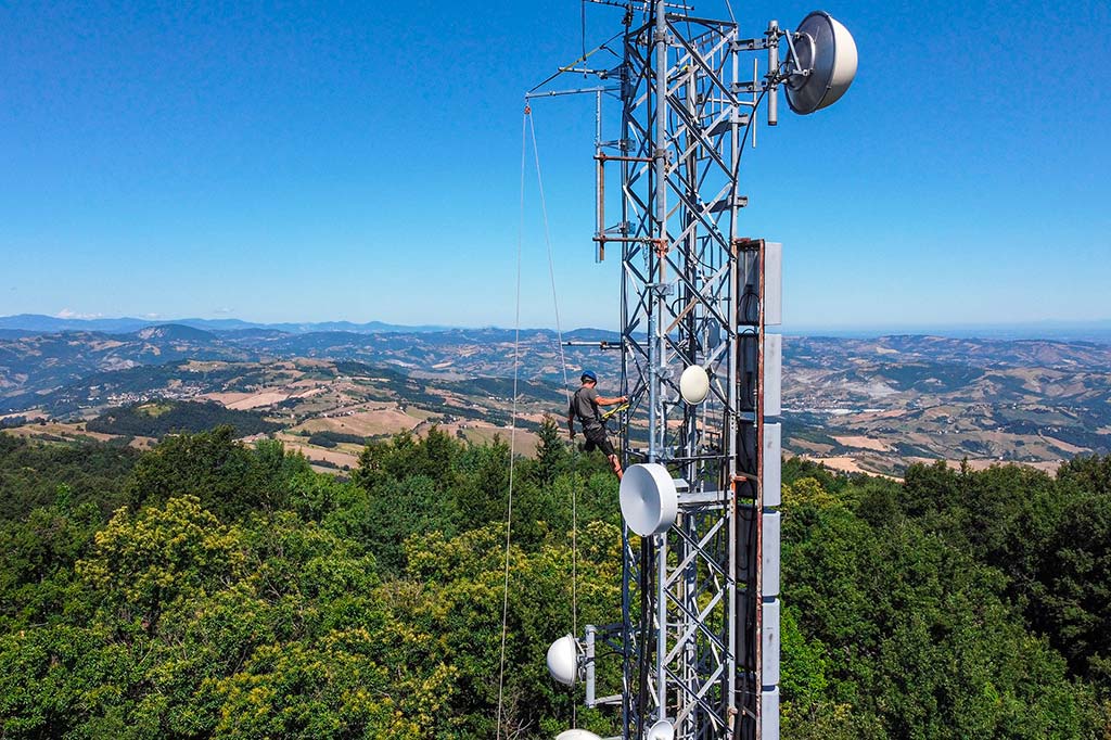 Installazione Ponti Radio | SITIP TELECOMUNICAZIONI