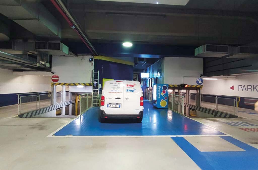 Amplificatore GSM installato in un parcheggio sotterraneo a Milano