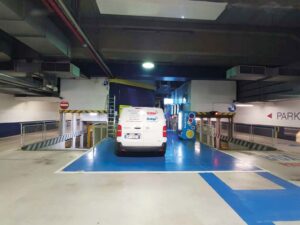 Amplificatore GSM installato in un parcheggio sotterraneo a Milano